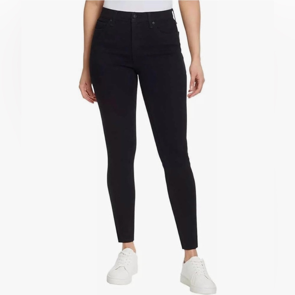 Gloria Vanderbilt Black Amanda Skinny Jeans high rise
